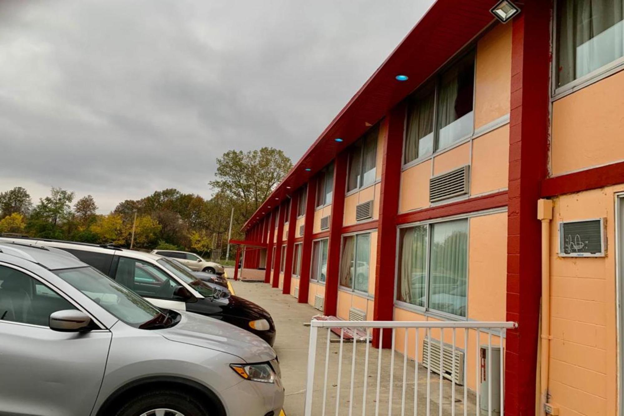 Red Carpet Inn & Suites Lima -Listing Partner Exterior foto